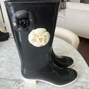 CHANEL CAMELLIA RUBBER RAIN BOOTS SHOES BLACK SIZE 38